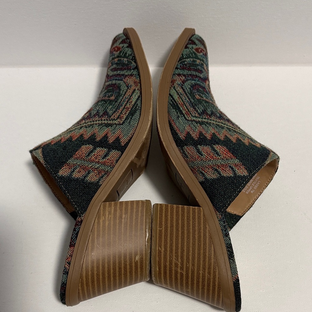 Wonderly Green and Brown Patterned Women's Mules - Picture 8 of 13
